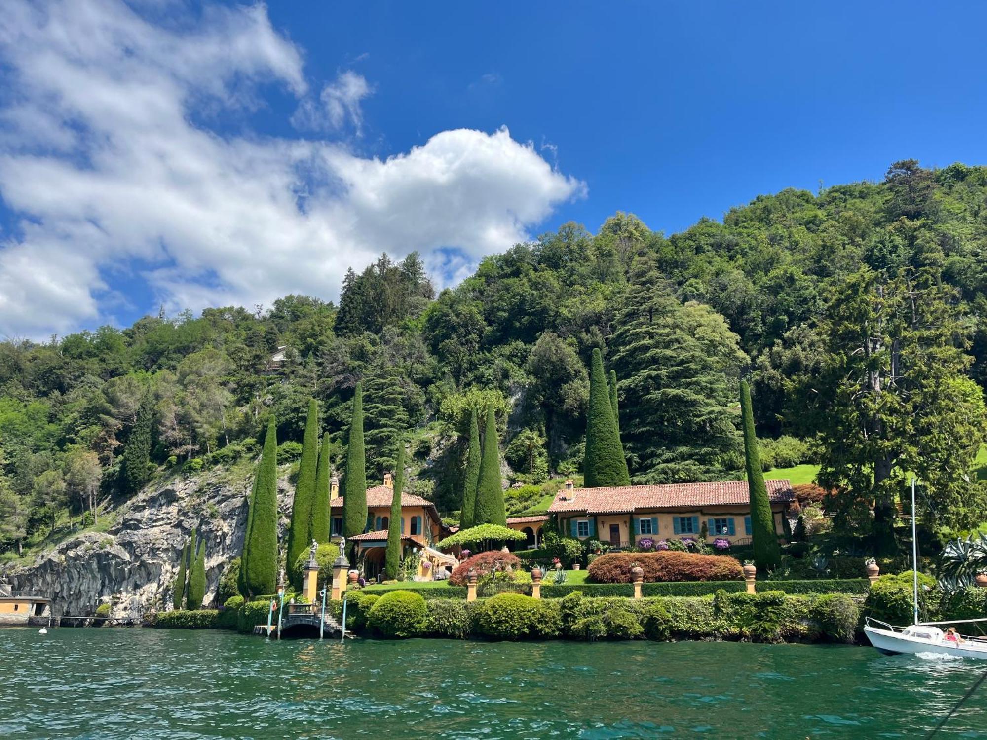 Nymphs Of Lake Como, House Of Harmony - Lake View Apartment Dongo Eksteriør billede